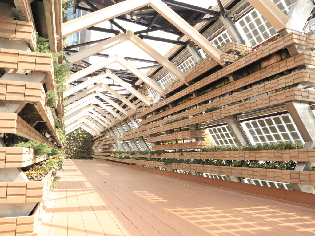 株式会社豊橋園芸ガーデン 東京オフィスの正社員 施工管理（工事） 現場管理（維持管理） 職人・現場スタッフ 都市緑化・ランドスケープ 公園・公共施設の求人情報イメージ1