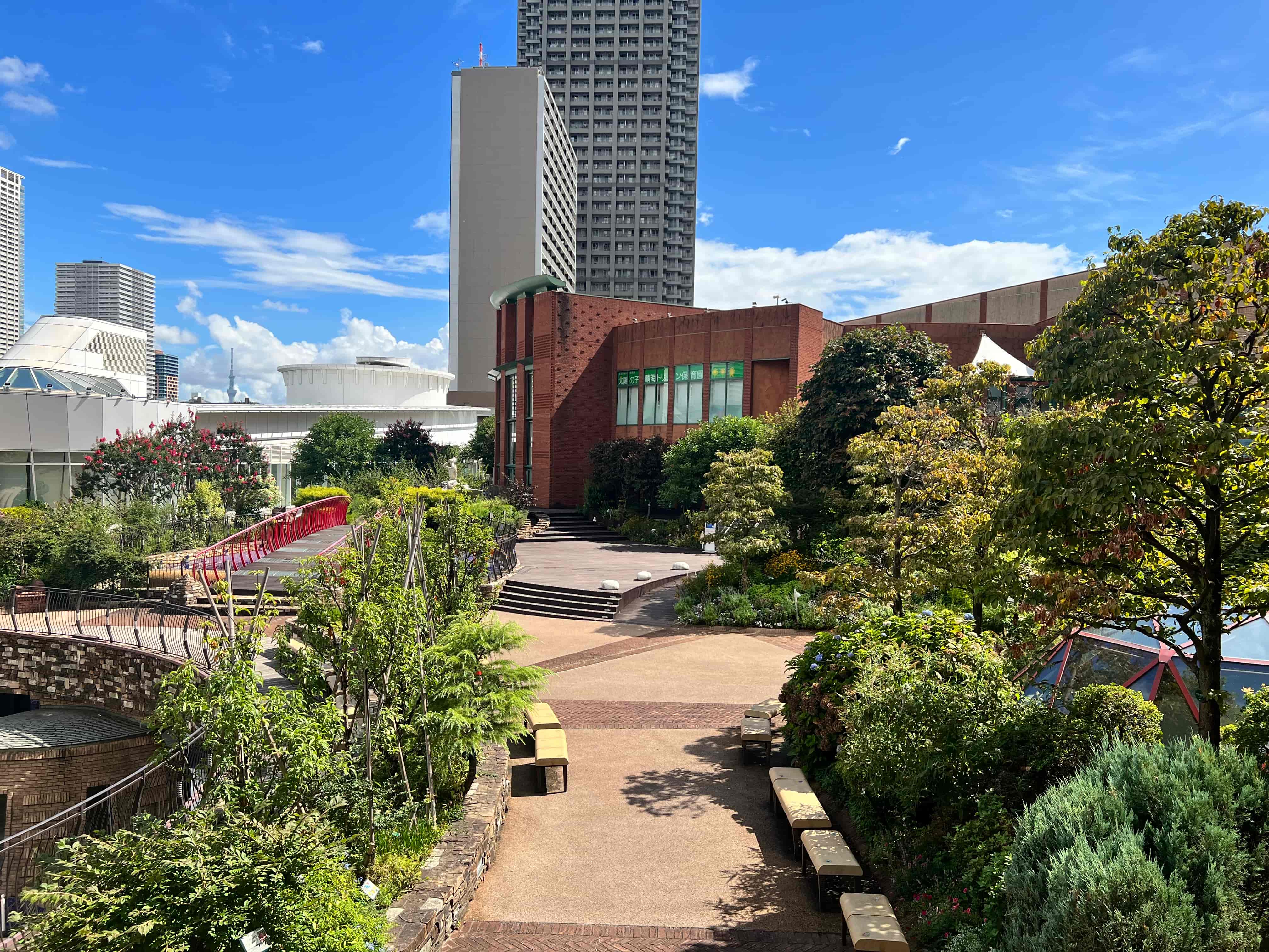 住友林業緑化株式会社 大阪支店・大阪事務所の正社員 設計・プランナー 営業・企画 都市緑化・ランドスケープ求人イメージ