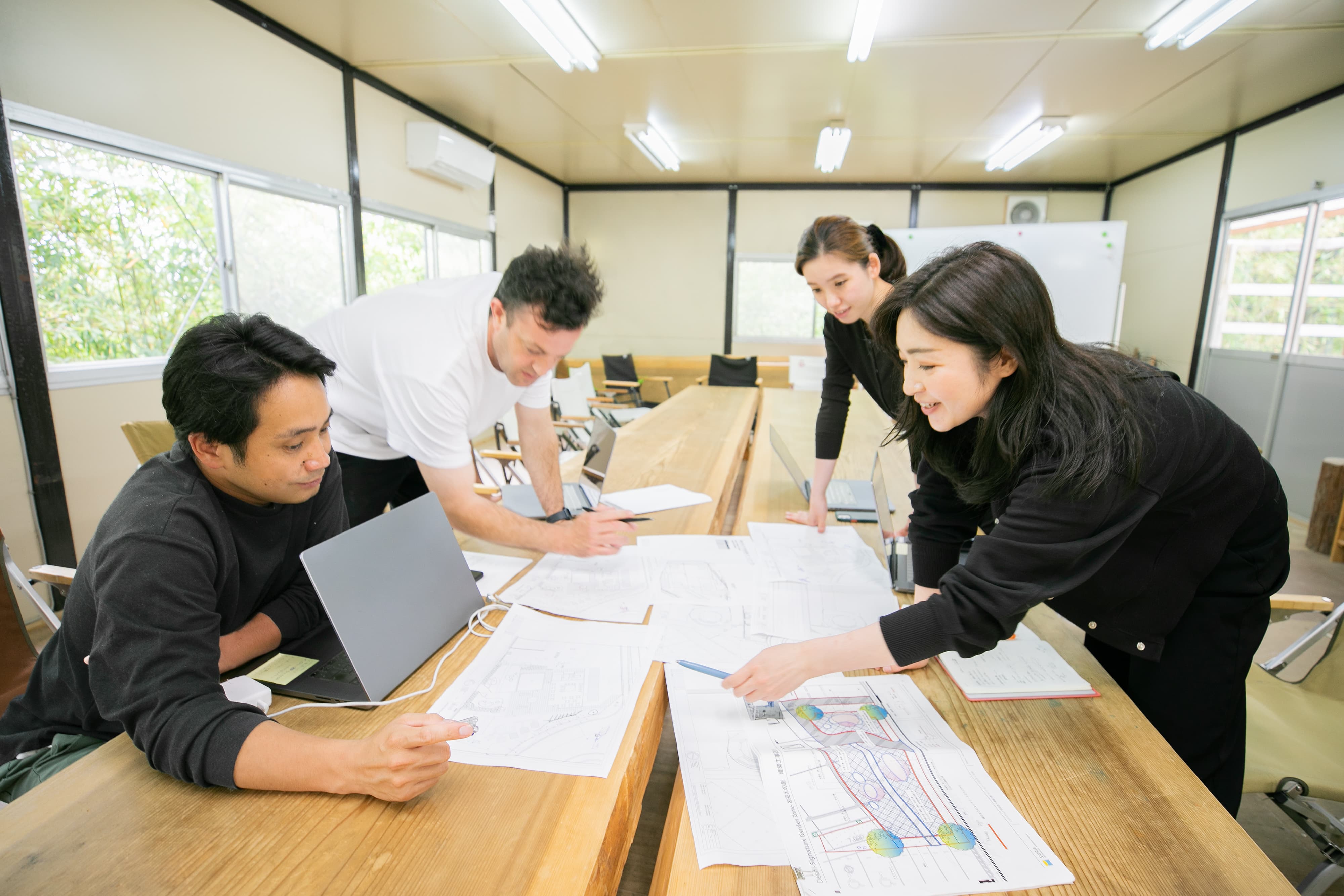 そら植物園株式会社 大阪事務所の正社員 施工管理（工事） 設計・プランナー 営業・企画 都市緑化・ランドスケープ お庭・植木の求人情報イメージ1