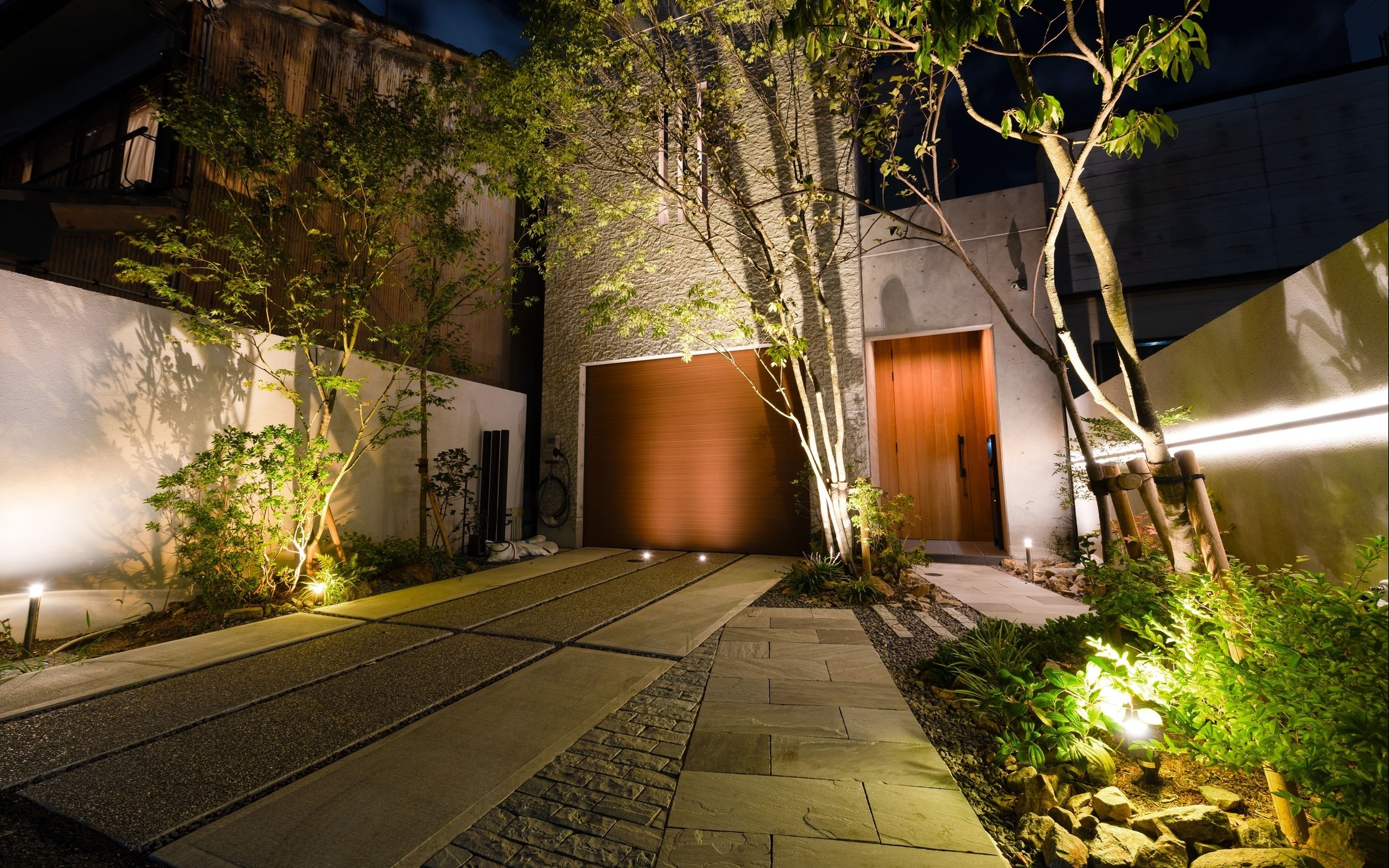 日豊ガーデンズ株式会社 岡崎営業所の正社員 施工管理（工事） 外構・エクステリア求人イメージ